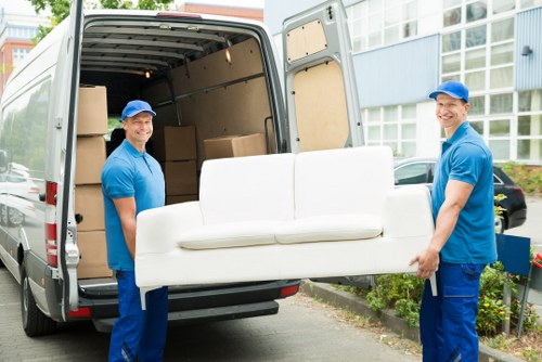 Professional packing services in Northumberlandheath for home relocation