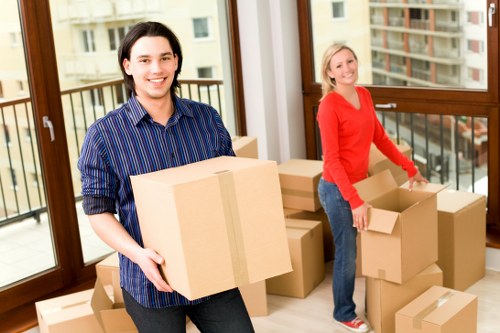Governing law and contract terms for a UK storage service